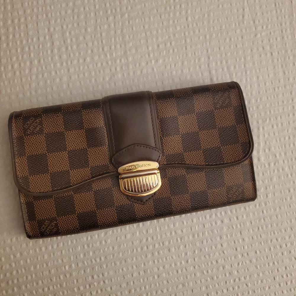 Louis Vuitton Wallet